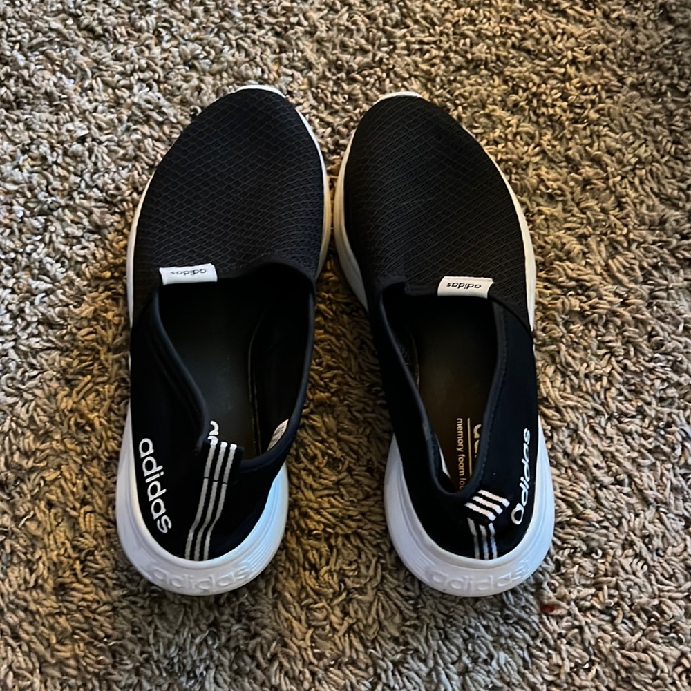 adidas slide on foam shoes